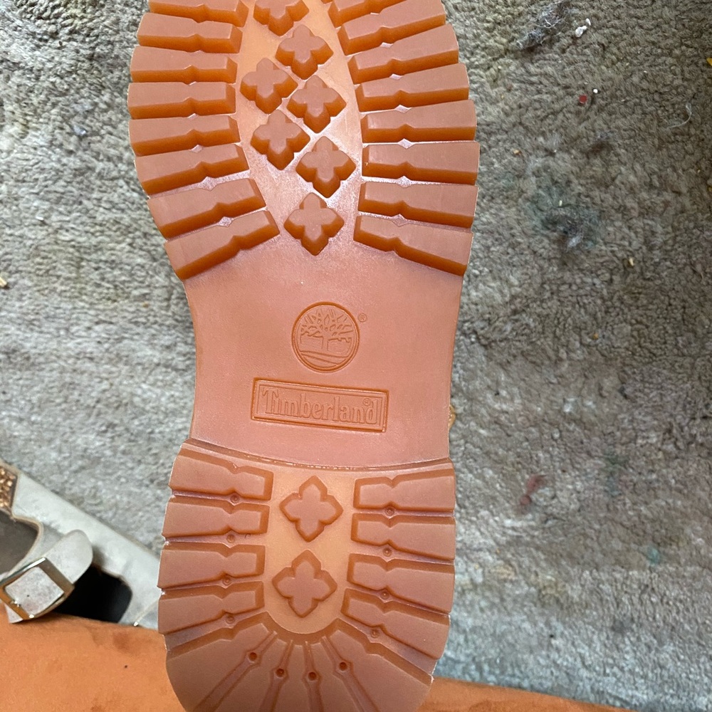 Timbs - Picture 4 of 6